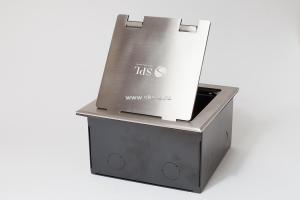 Люк на 4 поста (45х45), из нержавеющей стали, с коробкой, IP40