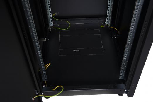 Шкаф напольный, телекоммуникационный 19", 22U 600х800, передняя дверь металл, задняя стенка сплошная, металл, черный