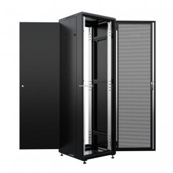 19" напольный шкаф ПРЕМИУМ 32U 600х600 мм, передняя дверь перфорация, регулируемые опоры, цвет черный